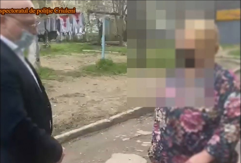 O femeie condamnată la 7 ani de închisoare pentru trafic de ființe umane, reținută de către polițiști